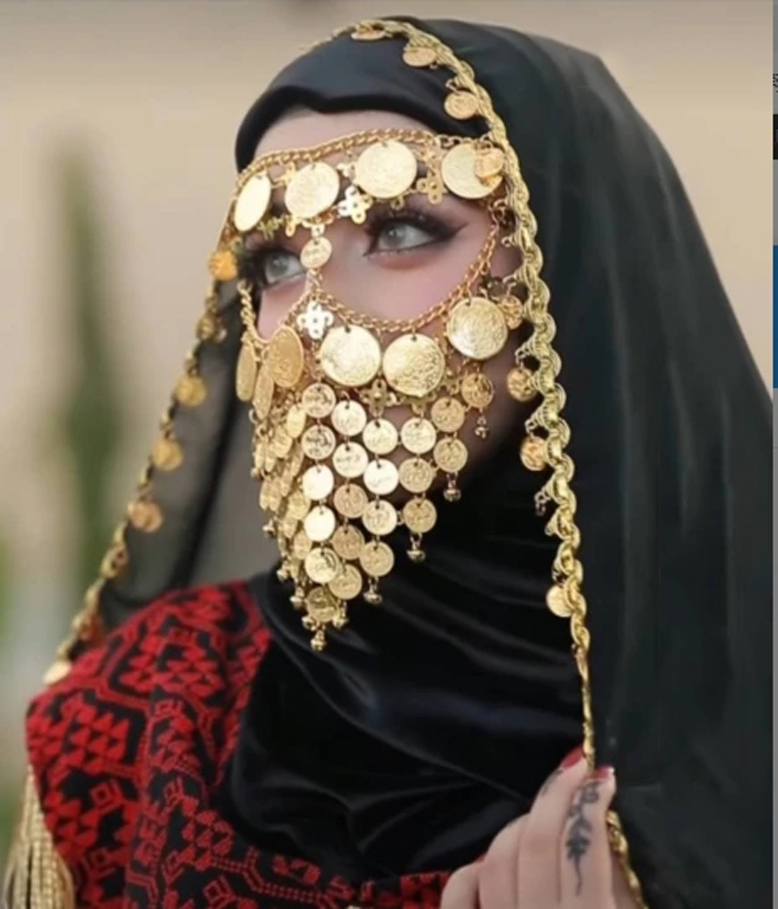 4 Golden Coin Tassel Mask Hair - Fashion Ethnic Indian Clothing ulasan dan harga